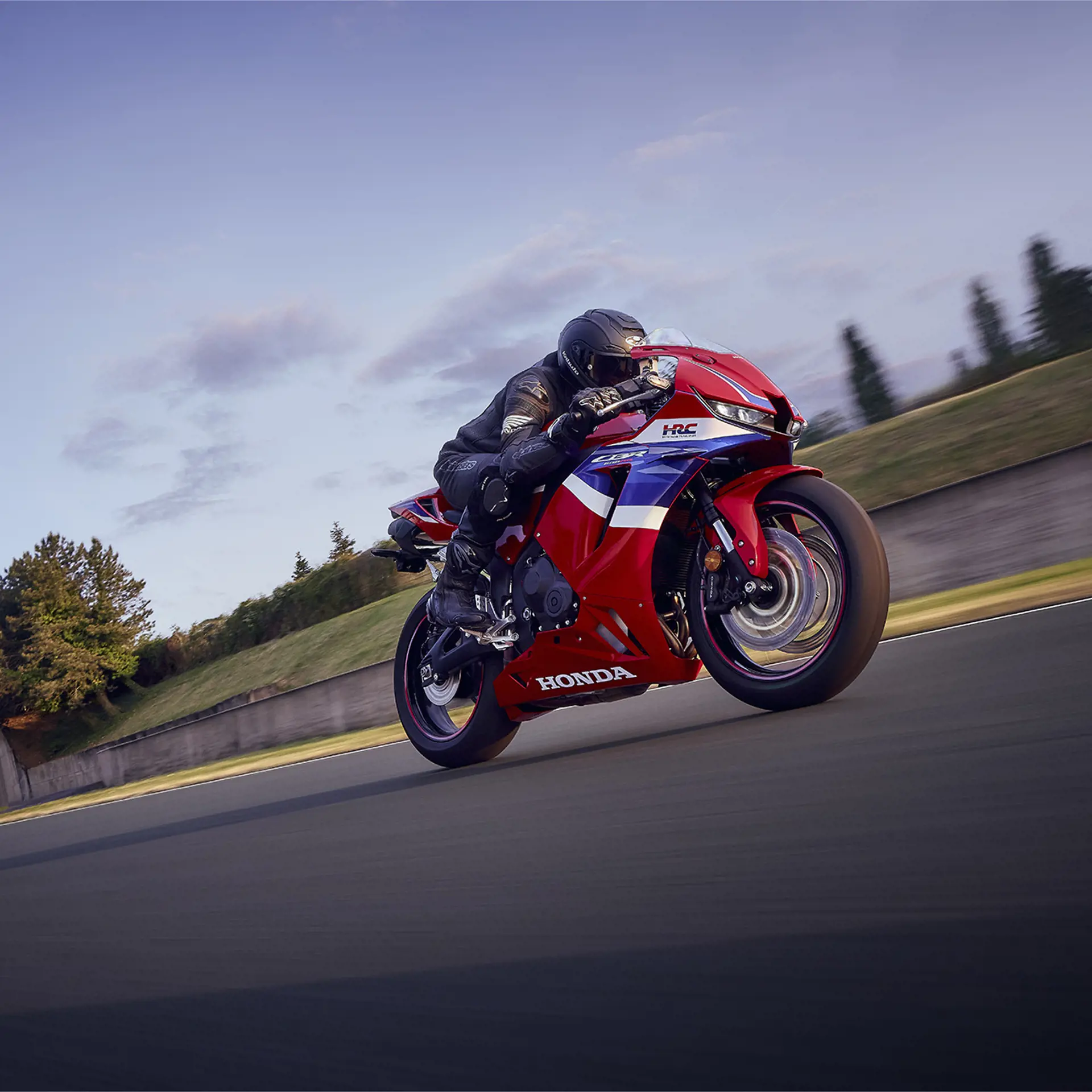 Honda CBR600RR er tilbage endnu mere sporty end sin forgænger